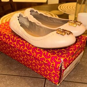 Tory Burch Melinda Ballet Tumbled Leather Flats / Pink and Gold /Size 6